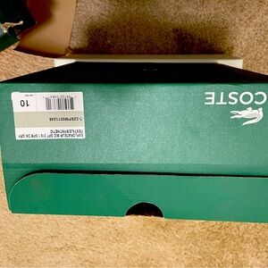 Lacoste men sneakers never worn in box